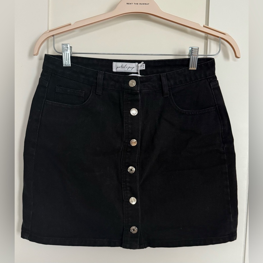 NWT PETAL AND PUP BLACK DENIM SKIRT WITH BUTTONS SIZE 6